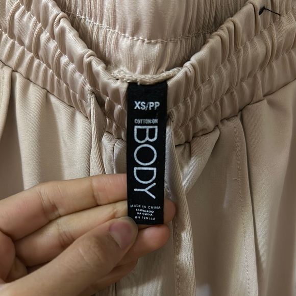 Cotton On Beige Wide-Leg Pants - Picture 2 of 3